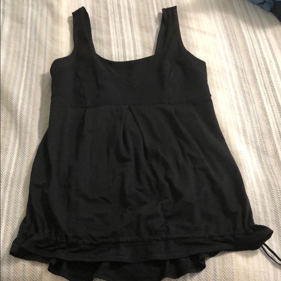 EUC Lululemon Tank Size 6 - Picture 1 of 3